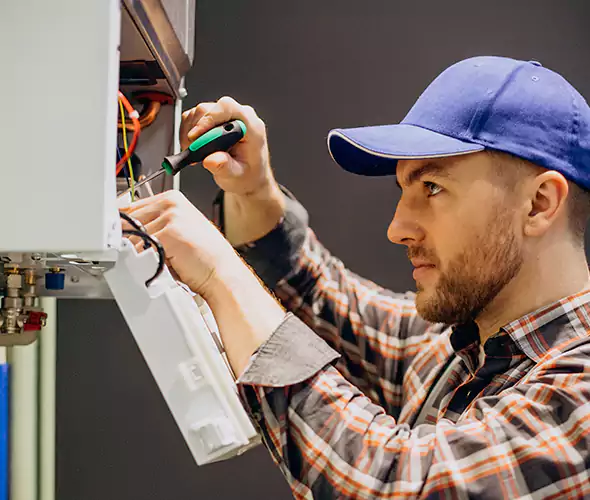 Expert Plumber for Tankless Water Heater Maintenance in Richmond, KY: Schedule Professional Maintenance Services with Us